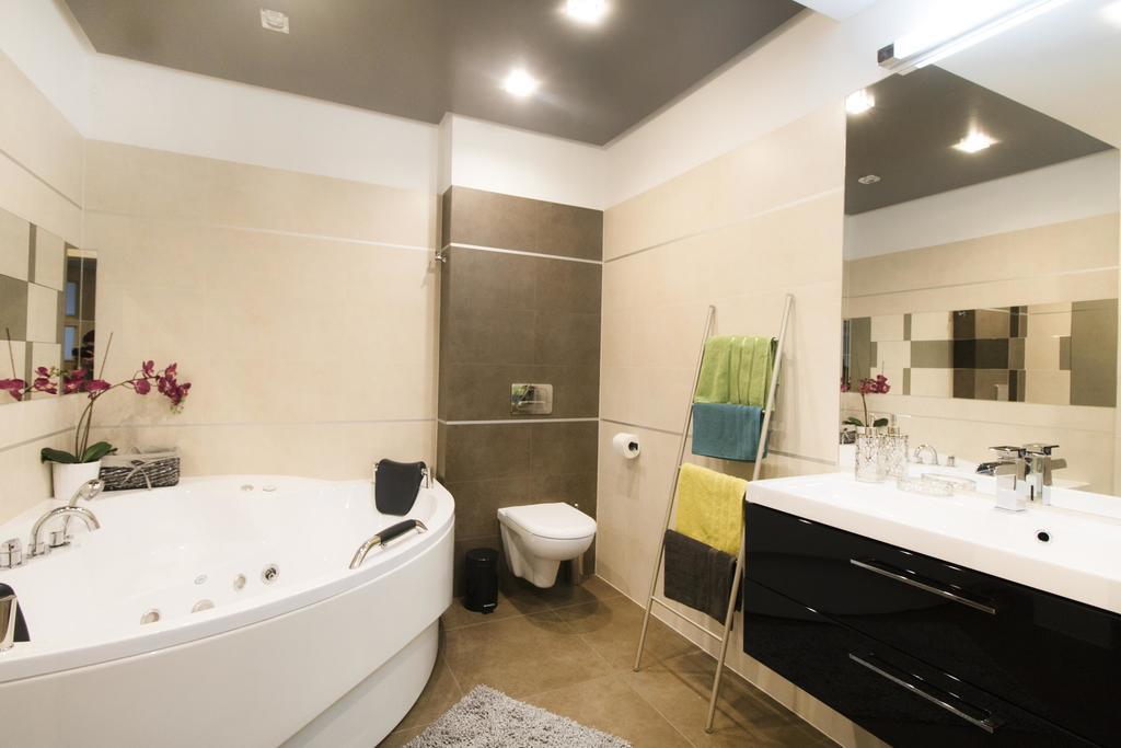 Kings City - Skawinska Apartment Cracovia Exterior foto